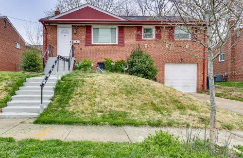 Temple Hills House | Temple Hills Home with Private Backyard Less Than 9 Mi to DC