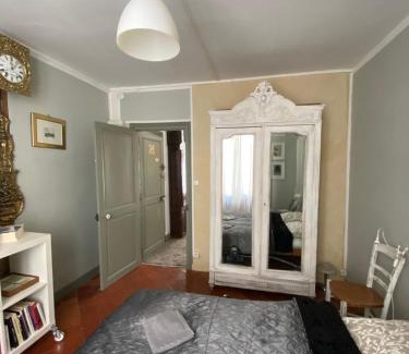 Bourgogne Apartment | Temps de voyage, centre d'Orléans