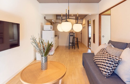 Nishinari Apartment | Tenka Chaya 3 minutes on foot 2LDK 46 Desig - 102/Osaka Ōsaka