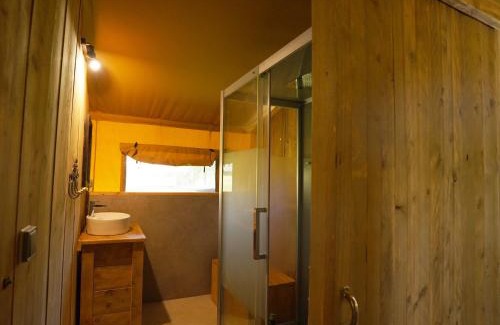 Castillon-Debats Other | Tente Safari Eco Lodge 6 Personnes
