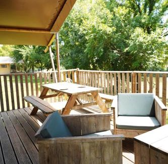 Castillon-Debats Other | Tente Safari Eco Lodge 6 Personnes