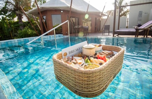 Al Hamra Village Apartment | Tented Pool One Bedroom Villa Near Padel Beach