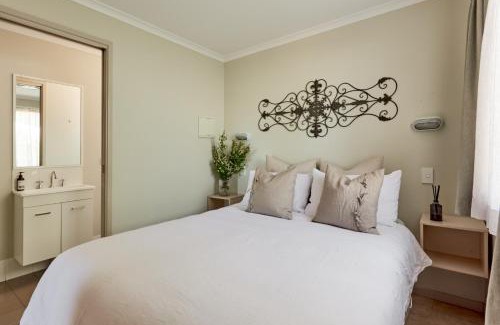 Tenterfield Cabin | Tenterfield Lodge Caravan Park
