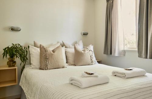 Tenterfield Cabin | Tenterfield Lodge Caravan Park