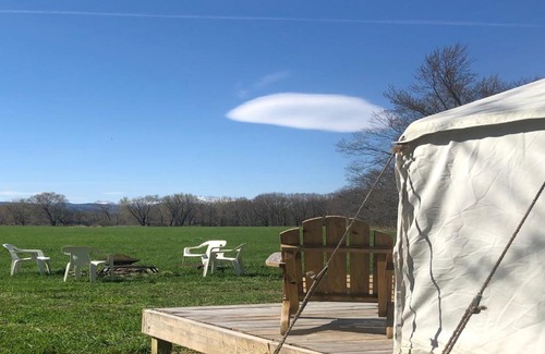 North Conway Other | Tentrr - River's Edge Mountain Valley