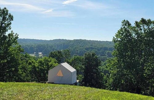 Waynesboro RV Rental | Tentrr Signature Site - Little Creek Ranch