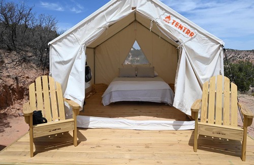 Armstrong RV Rental | Tentrr Signature Site - Sunset Vista Escape