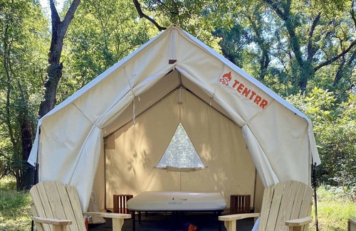 Texas Gulf Coast Region RV Rental | Tentrr State Park Site - Texas Brazos Bend State Park – Trailside H – Single C