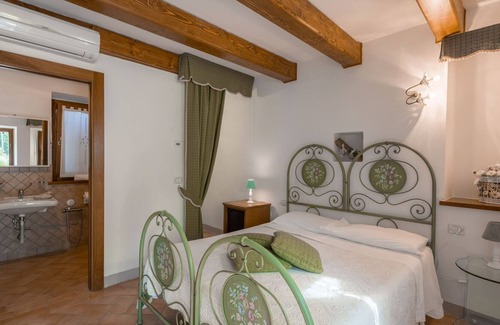 SantʼIppolito Villa | Tenuta Le Fontanelle with private pool in Le Marche hills, 25 minutes from the Adriatic Sea