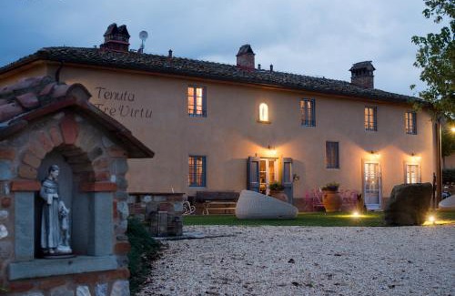 Scarperia e San Piero Resort | Tenuta Le Tre Virtù