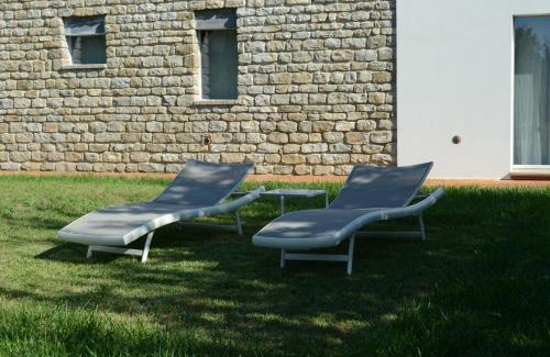 Poggio San Marcello Apartment | Tenuta Silente Loft con idromassaggio privato