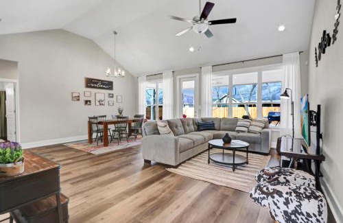 New Braunfels House | Tequila Mockingbird