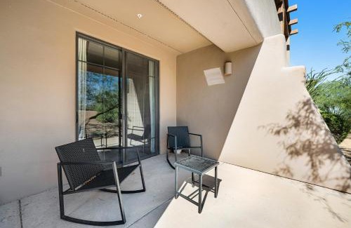 Carefree House | Terra Cotta Townhouse