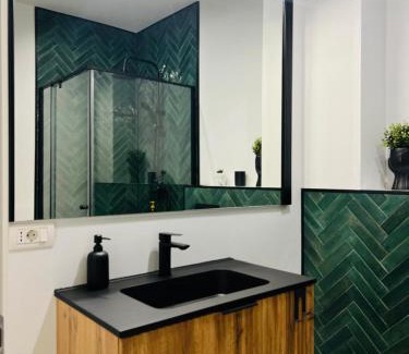 Suceava Apartment | Terra Lux - Parcare subterana -Self check-in