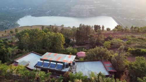 Medha Hotel | Terra on a hill