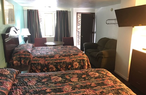 Oak Forest Hotel | Terrace Motel