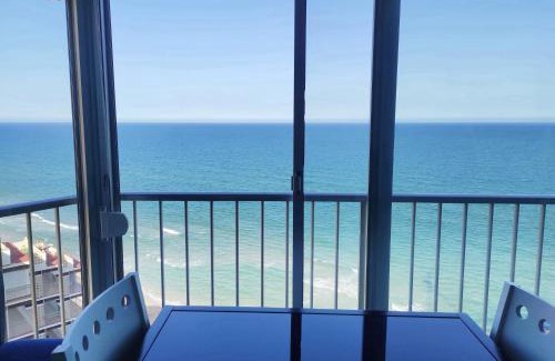 Faro de Cullera Apartment | Terrace & Sea Views in Cullera