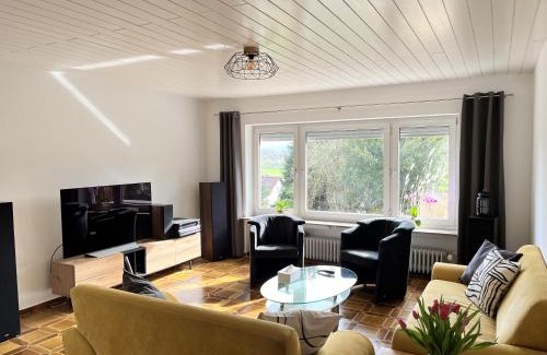 Biedenkopf Apartment | Terrasse mit Ausblick