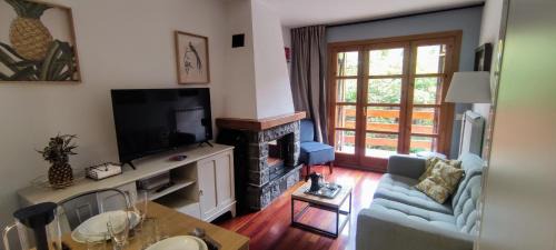 Benasque Apartment | Terraza de Laball