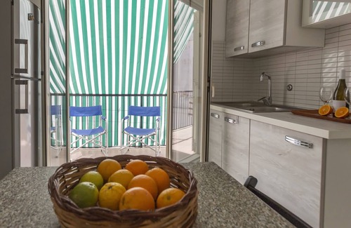 Grottasanta Apartment | Terrazza Ionica - Apartment Sea View Wifi