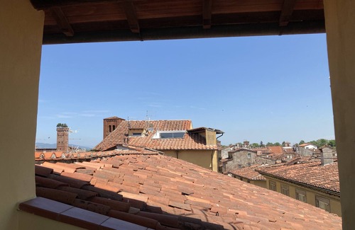 Lucca Historical Center Apartment | Terrazza San Michele - Affitti Brevi Italia
