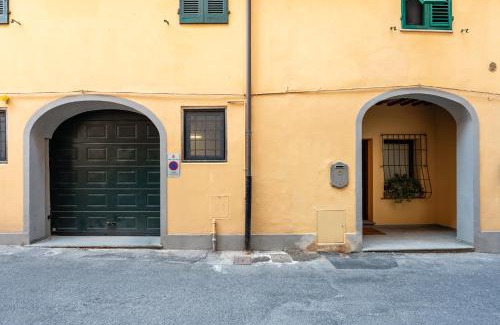 San Miniato Apartment | Terrazza su San Miniato con garage