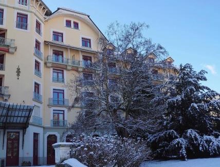 Allevard Apartment | Terres de France - Appart'Hotel le Splendid