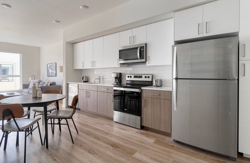 Hayward Apartment | Terrific Hayward 1BR w/Pool & Fitness, near BART, by Blueground