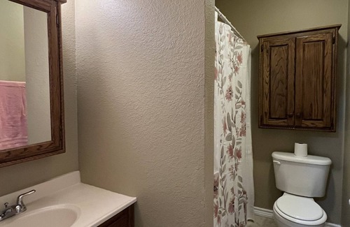 Longview House | Terrific Townhome!