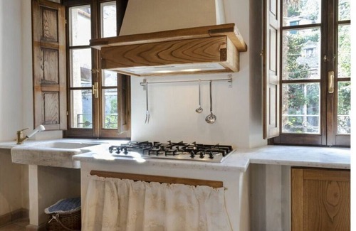 Stazzema House | Terrinca Suite Comfortable holiday residence