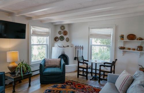 Tesuque House | Tesuque Outpost Casita H Best views in Santa Fe