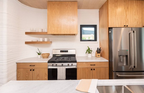 MLK House | ★Texas 3D-Printed Home. Experience the future!★