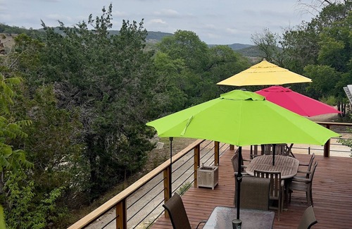 Utopia Cabin | Texas Hill Country getaway in Seco Mountains