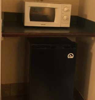 Edinburg Hotel | Texas Inn and Suites City Center at University Dr.