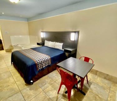 Rio Bravo Hotel | Texas Inn & Suites McAllen at La Plaza Mall and Airport