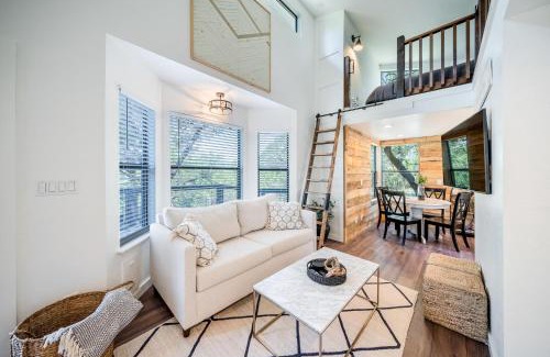 Wimberley House | Texas Retreat - Sunset Hill