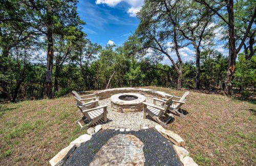 Wimberley House | Texas Retreat - Sunset Hill
