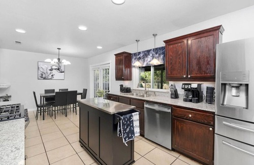 Sweetbriar House | Texas Retreat w/Music Vibes & Game Room!