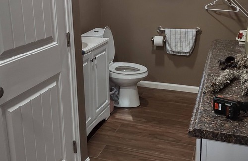 Palmview South Apartment | Texas room located in a 55 or older community. Hook up available for RV.