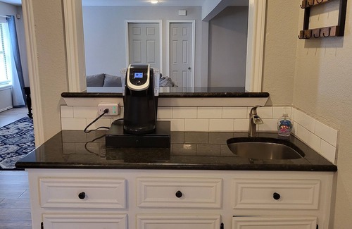 McAllen House | Texas-Sized Comfort w/Pool Near DHR- Sleeps 14