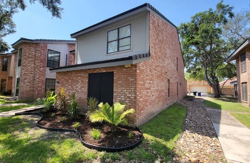McAllen House | Texas-Sized Comfort w/Pool Near DHR- Sleeps 14