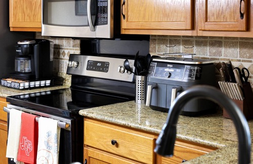 Converse House | Texas Star - A Birdy Vacation Rental