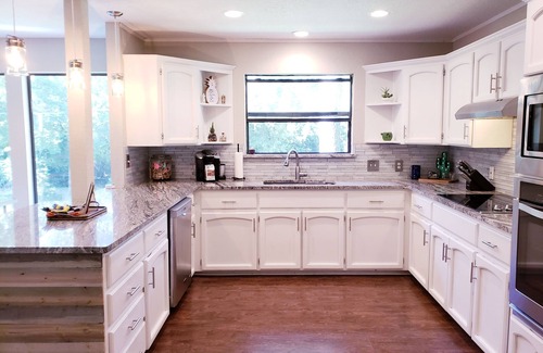 Belton House | Texas style home 1/2 mile from Belton Lake for 8 Guests