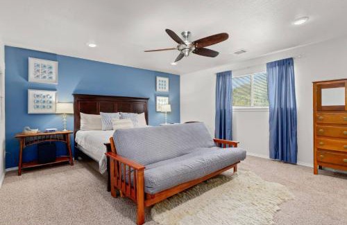 New Braunfels House | Texas Two-Step at Waterwheel