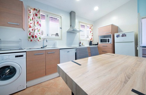 Old Town Apartment | TH113-Attic-La-Nau with Sea Views and Terrace in Tarragona