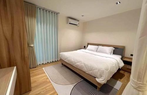 Nong Pa Khrang Apartment | thai home central festiva wet near train