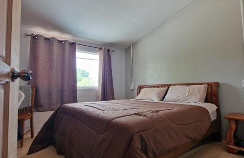 Rayong House | Thai Neighbourhood Duplex Stay 1 Bedroom Home