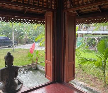 Wok Tum House | Thai Sala House