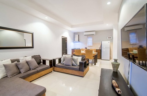Wang Pong House | Thailand Private 10 meters pool villa