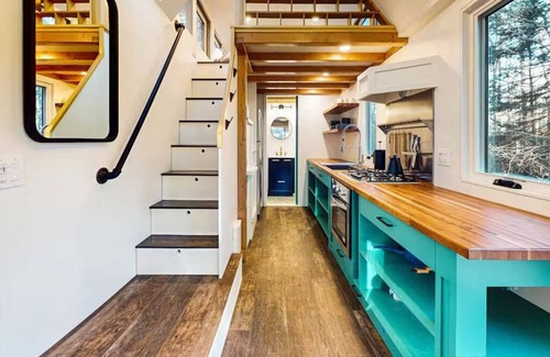 Gardiner Cottage | Thainy House, 6-Acre Retreat: Gardiner, ME